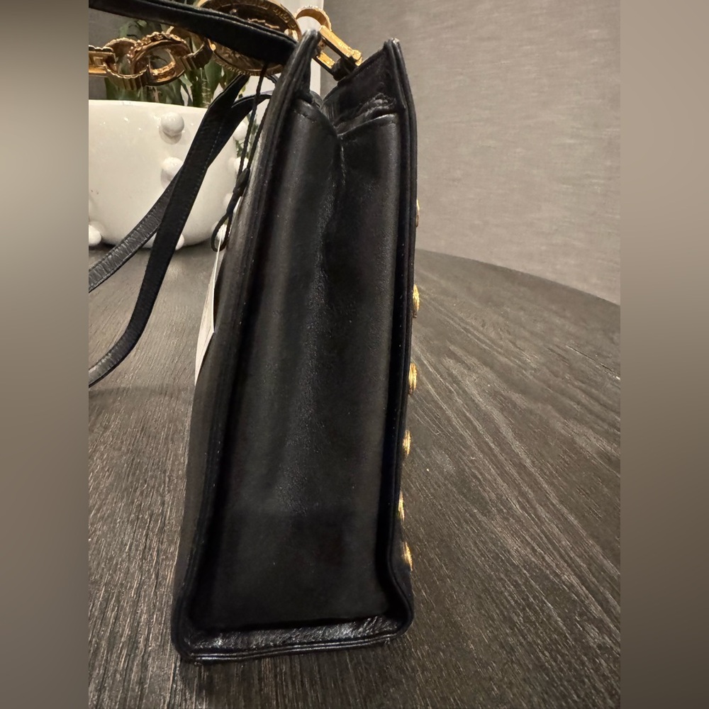 1990s Gianni Versace Couture Medallion Black leather Chain Bag - Picture 10 of 12